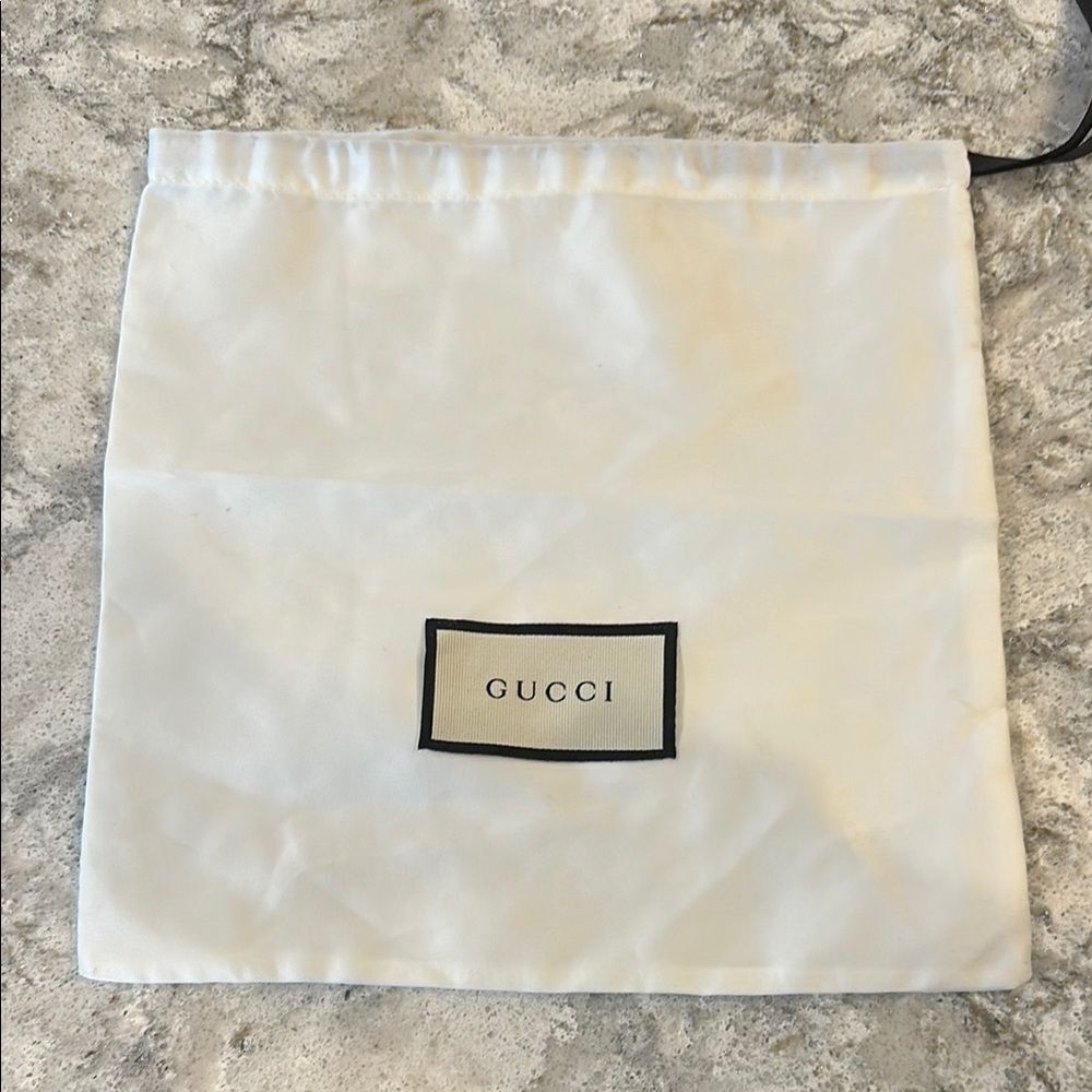 🖤 Gucci Dust Bag – Belt or Small Accessory Size 9.75” x 9.75